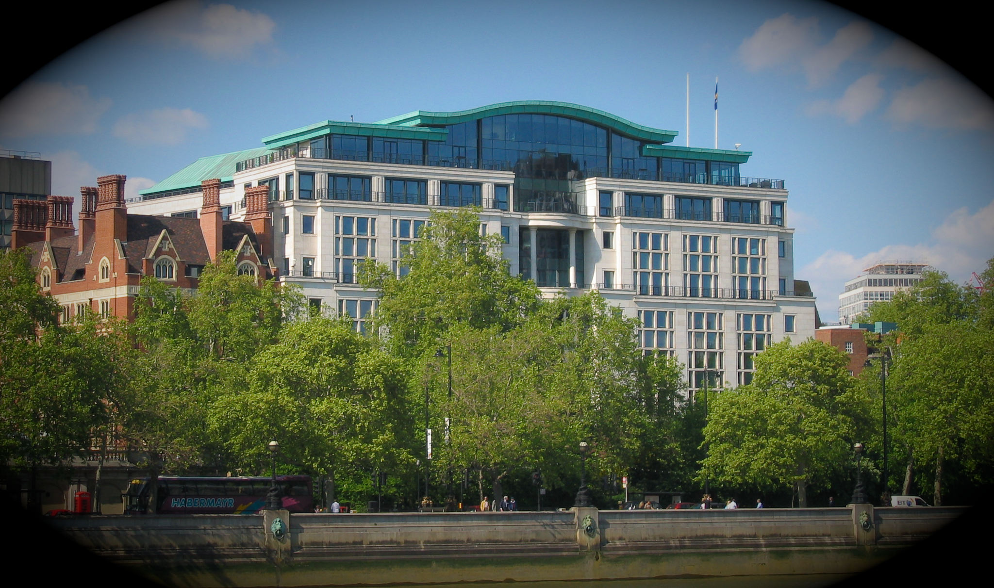 globe house british american tobacco bat hi-res stock photography and images Globe House, headquarters building of
