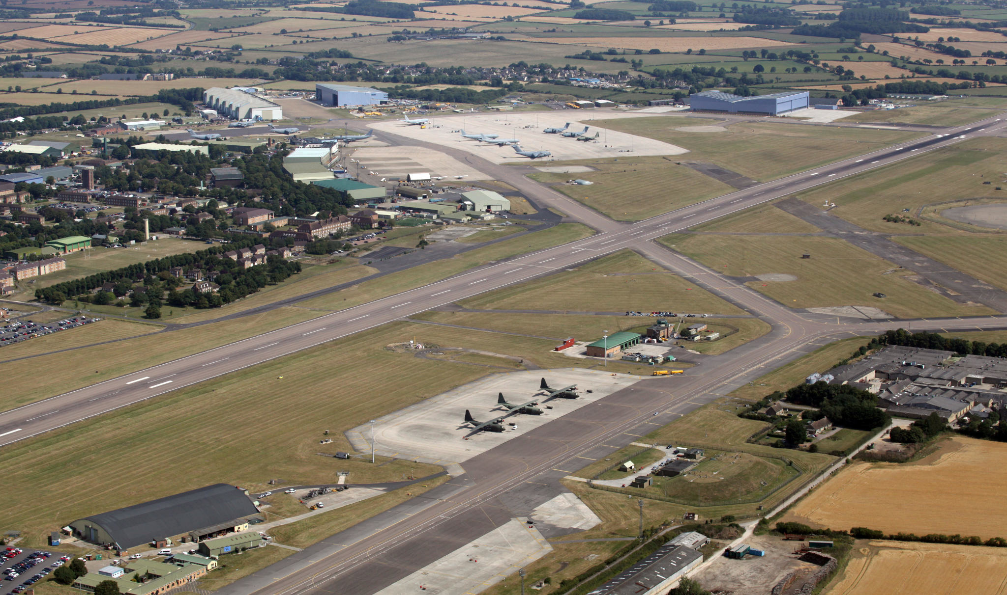 Israeli military flights have been landing at Brize Norton. (Photo: APS / Alamy)