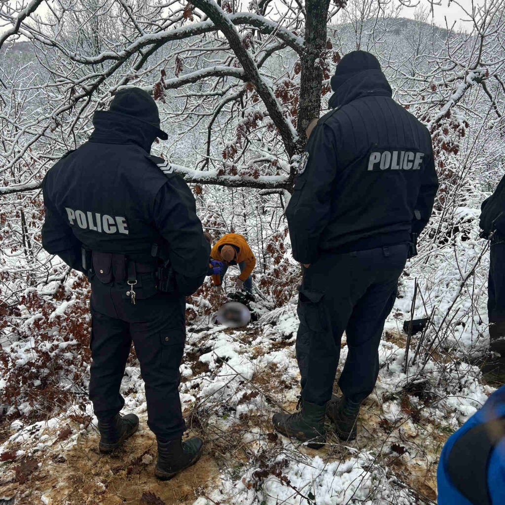 Bulgarian police beside the body of Ahmed Samra.