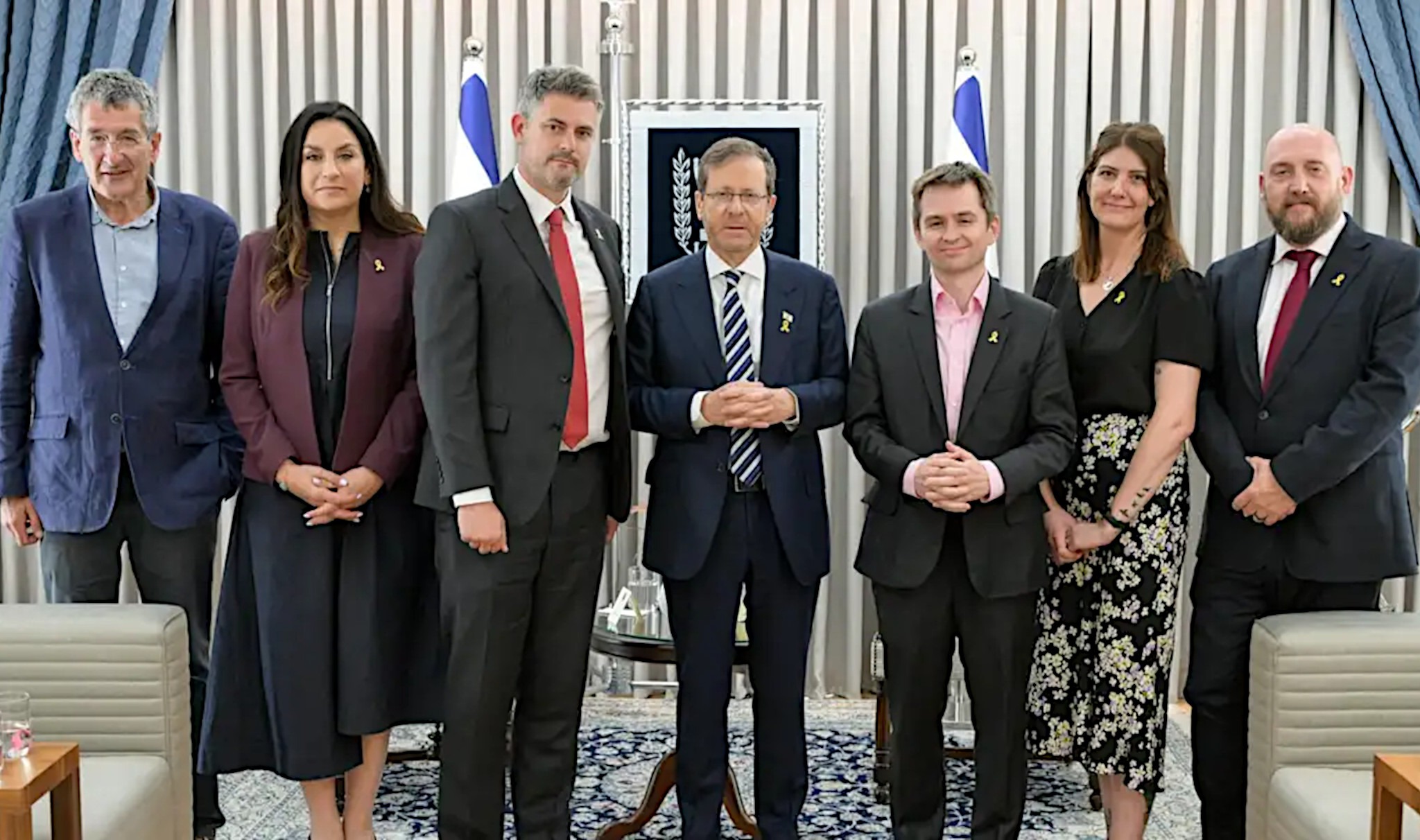 Labour MPs Peter Prinsley (left), Kevin McKenna (right) and Cat Eccles (second from right) meet Israel’s president. (Photo: LFI / X)