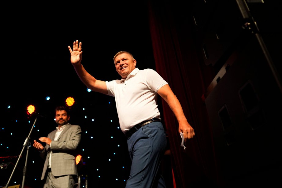 Líder strany Smer Robert Fico na volebnom zhromaždení v roku 2023. (Foto: Petr David Josek / Alamy)